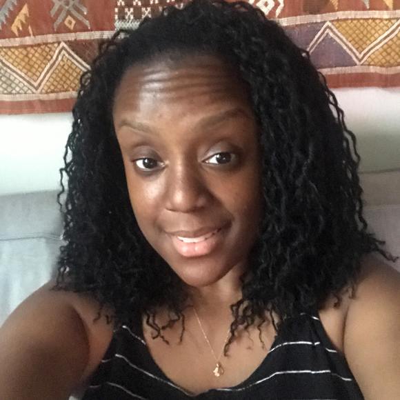 Meet your Posher, Chrystal - Picture 1 of 1